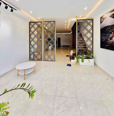 Аренда · 2 комн. · 100 м² · Quận Sơn Trà, ул. Đường Trần Hưng Đạo