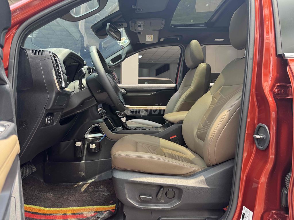 CẦN BÁN FORD EVEREST TITANMIUM 4x2 MODEL 2023. Mua bán Ô tô tại Quận Bắc Từ Liêm Hà Nội được đăng bởi Mr PHÁT THÁI HÀ AUTO hình 10