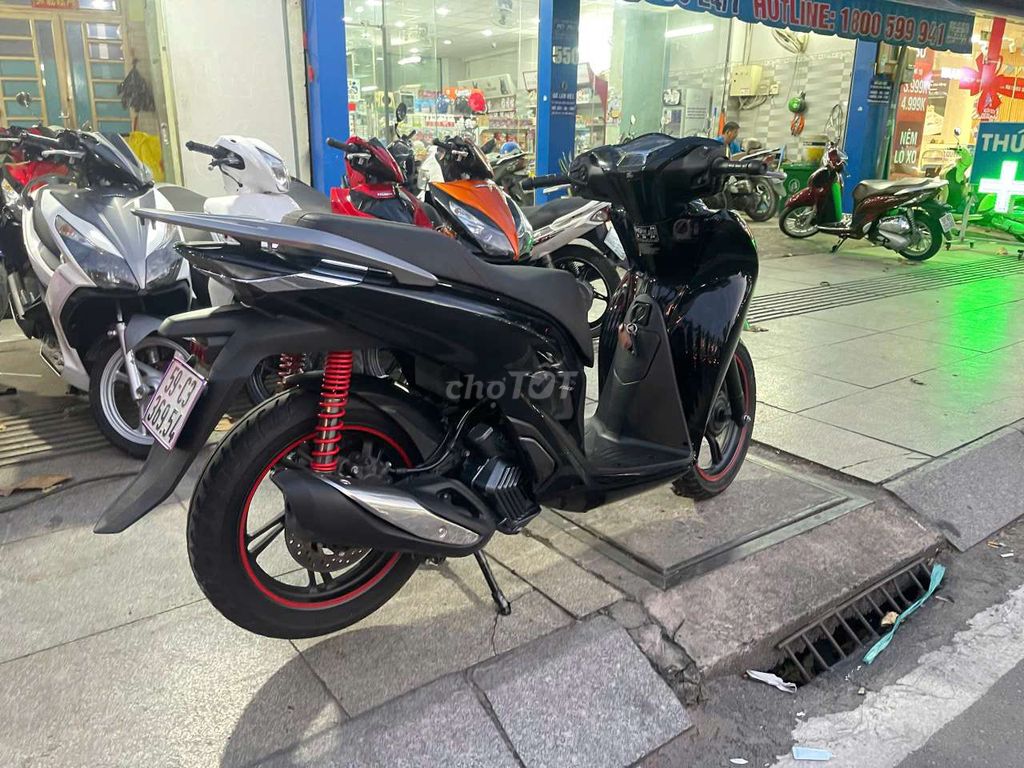 Honda sh160 ABS 2024 mới 90% Bstp chính chủ. Mua bán Xe máy tại Quận Tân Phú Tp Hồ Chí Minh được đăng bởi Tuanduy hình 4