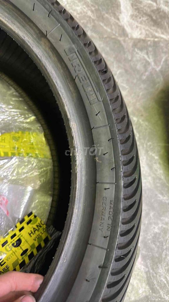 Vỏ đua Moto GP 120-200. Mới chưa chạy. sx tại Đức.. Mua bán Phụ tùng xe tại Thành phố Thuận An Bình Dương được đăng bởi Hà Đại Vương hình 5