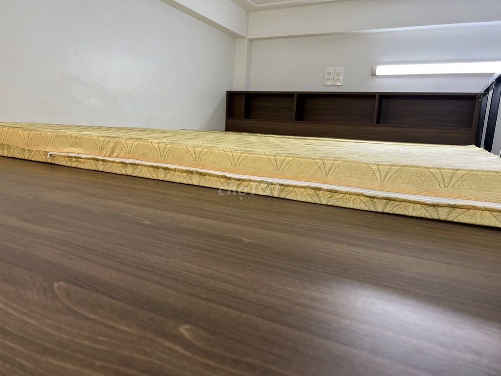 Сдается комната-студия площадью 25-28 м2 в Кау Гиай, Ханой