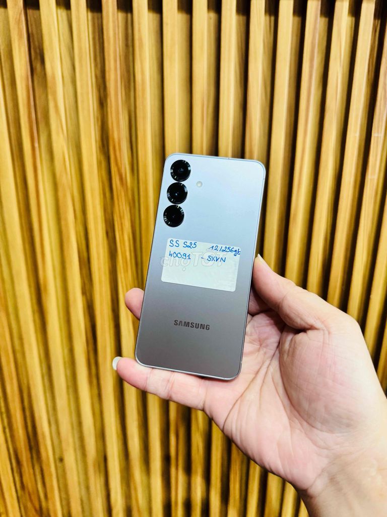 Samsung Galaxy S25 12/256GB Titan 98% SSVN. Mua bán Điện thoại tại Quận 10 Tp Hồ Chí Minh được đăng bởi Phi Đăng Sơn Store hình 1