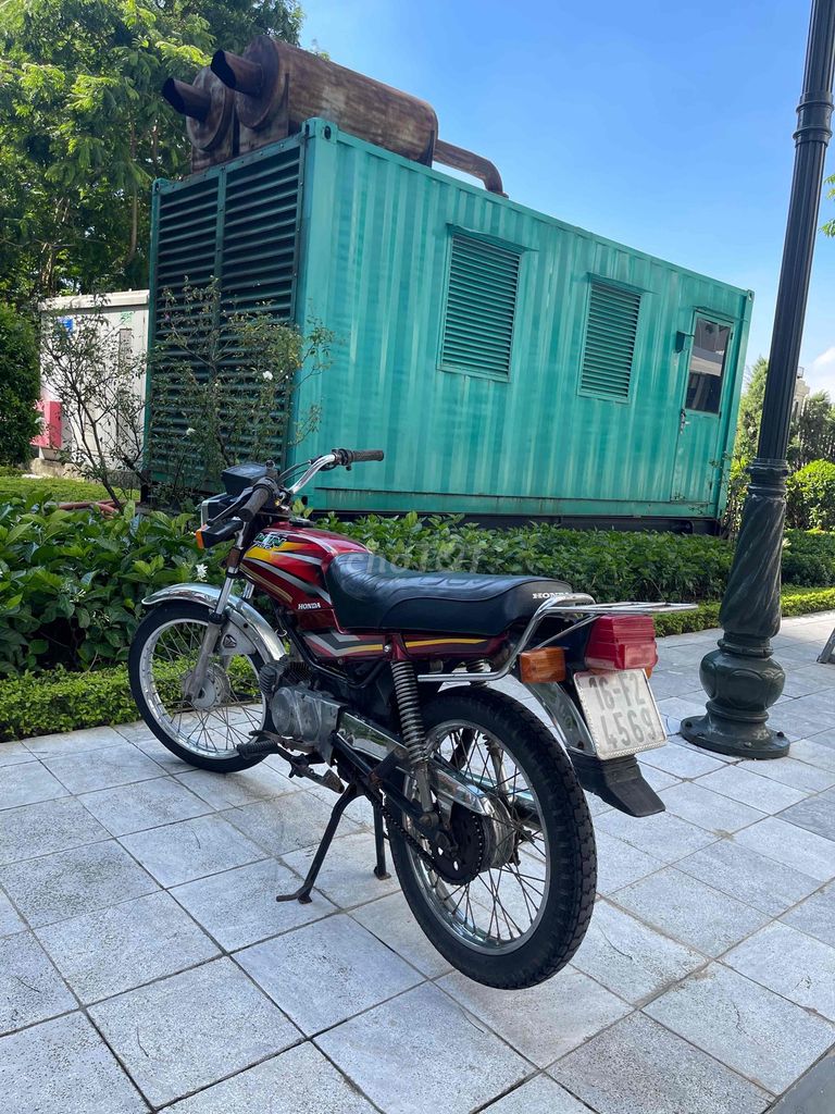 E bán 14 triệu có fix. Win honda 100 máy cực chất. Mua bán Xe máy tại Quận Hà Đông Hà Nội được đăng bởi Vạn Tín hình 3