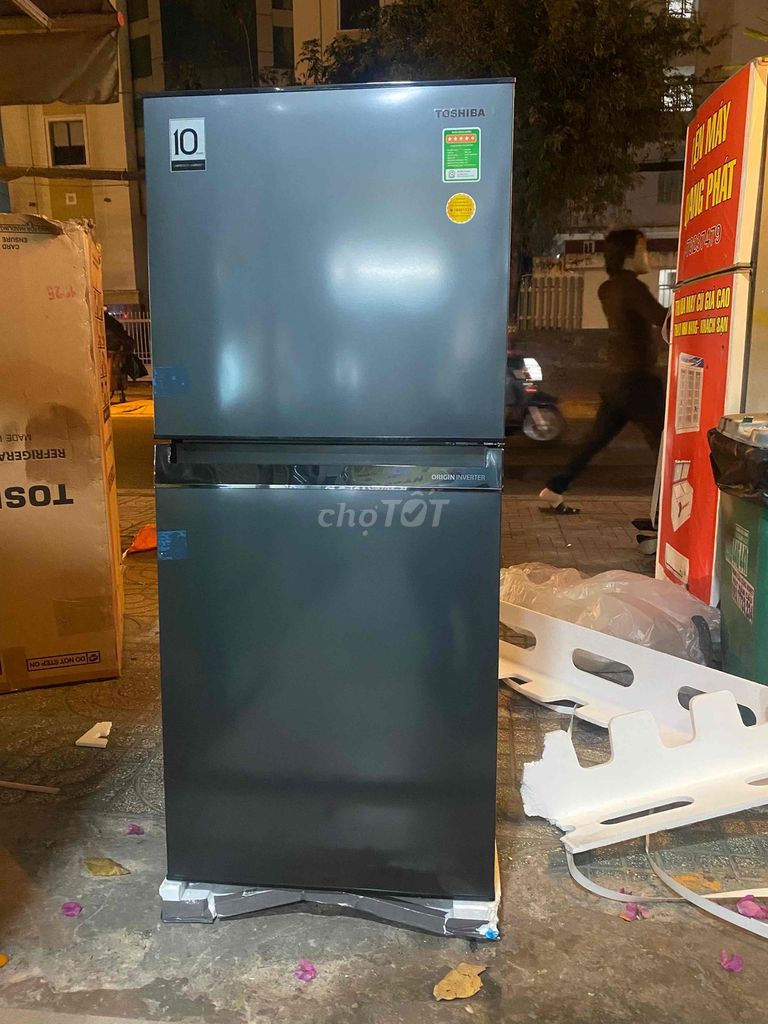 Tủ lạnh Toshiba 180L GR-RT234WE Inverter mới 100%. Mua bán Tủ lạnh tại Quận 10 Tp Hồ Chí Minh được đăng bởi QUANG PHÁT hình 1