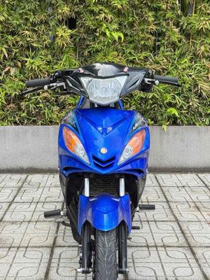 Exciter 135 ( nậu xớ đưa trước e 8trieu nhận xe)