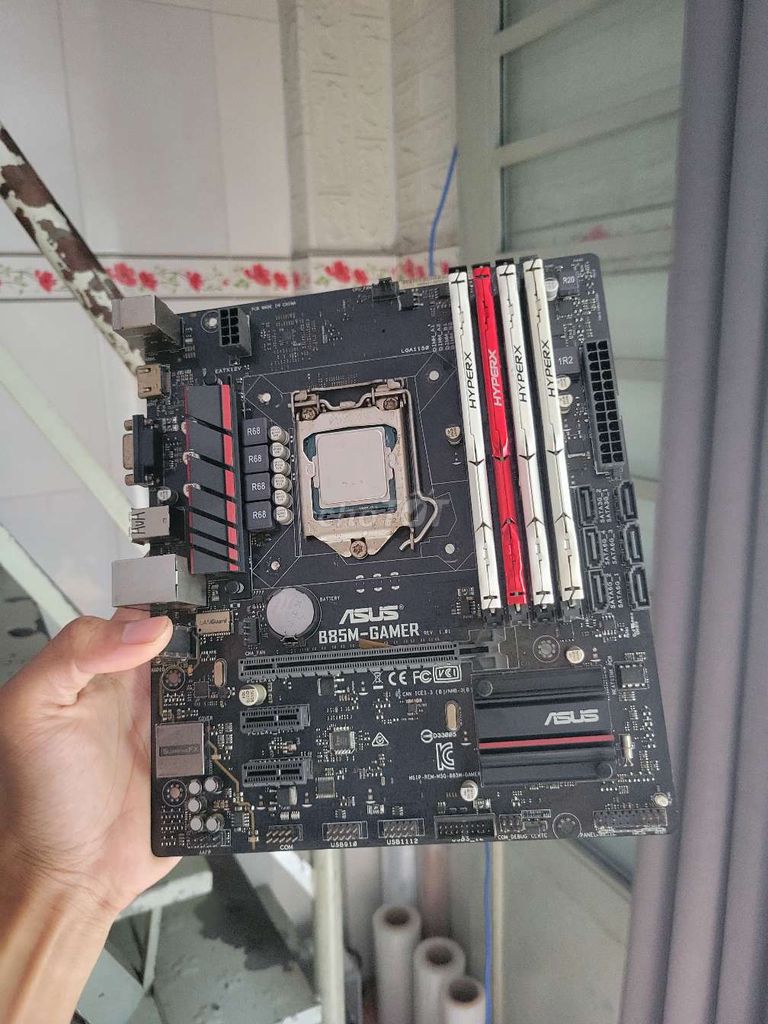 SẴN MAIN ASUS B85M GAMER + I5 4690 + 32G GIÁ 1650K