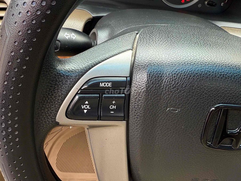 Honda Accord 2007 2.4L Vàng cát. Mua bán Ô tô tại Thành phố Thủ Dầu Một Bình Dương được đăng bởi  Trung Tin Used Car hình 9