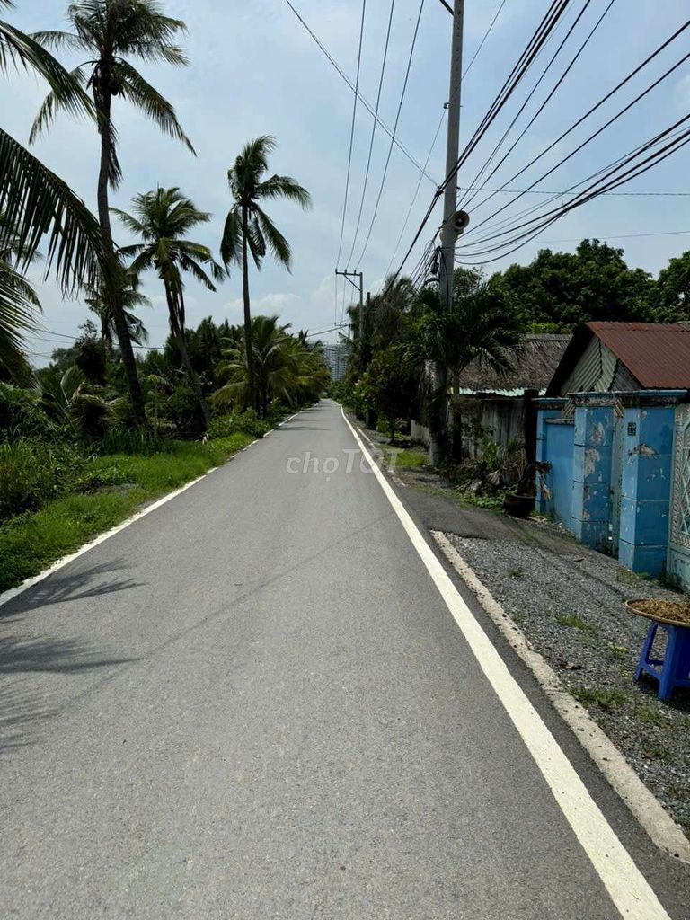 Hàng Ngộp. Siêu Rẻ. MT Đường Bưng Ông Thoàn. Phú Hữu. Quận 9.