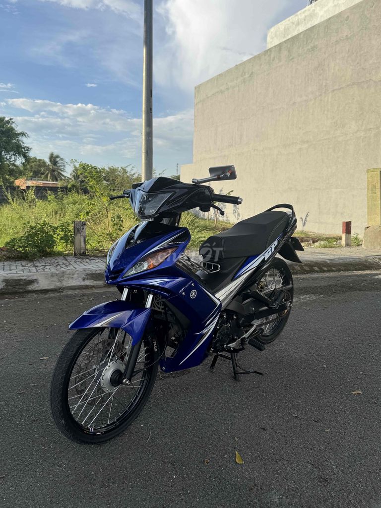 Yamaha Exciter 135 в стиле 2010 года, синий GP