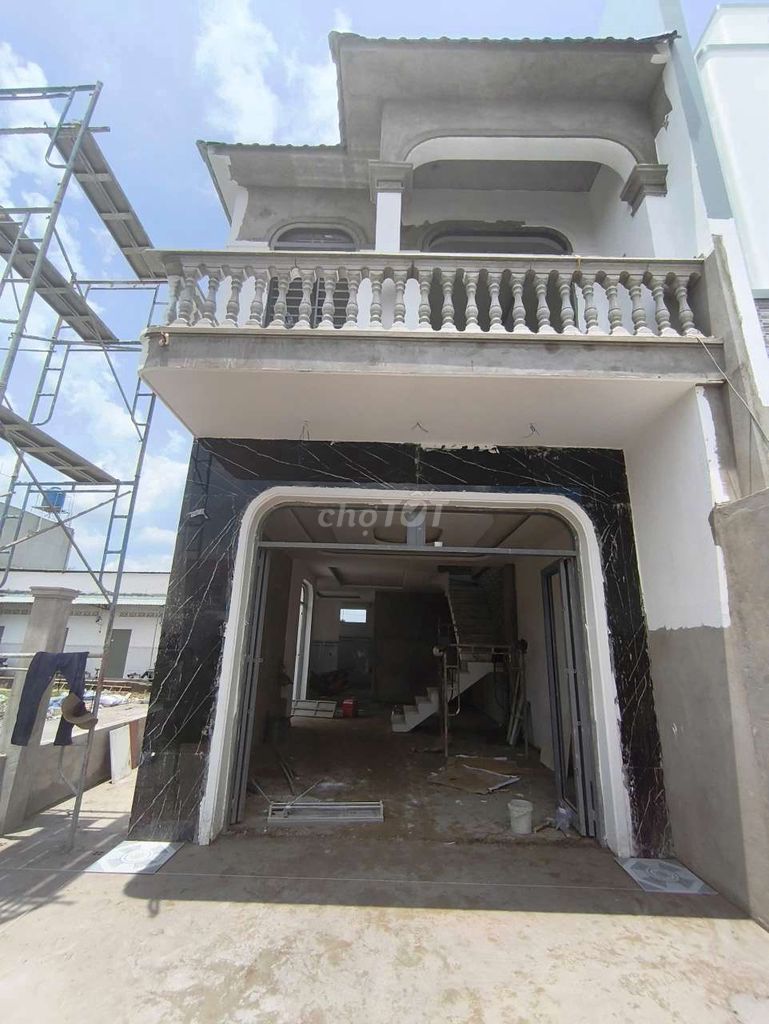 CĂN GÓC  2 MẶT TIỀN 122M2 GẦN CHỢ TRUNG THÀNH TẶNG FULL NỘI THẤT. Mua bán nhà ở tại Huyện Cần Đước Long An được đăng bởi Vũ Thiên hình 4