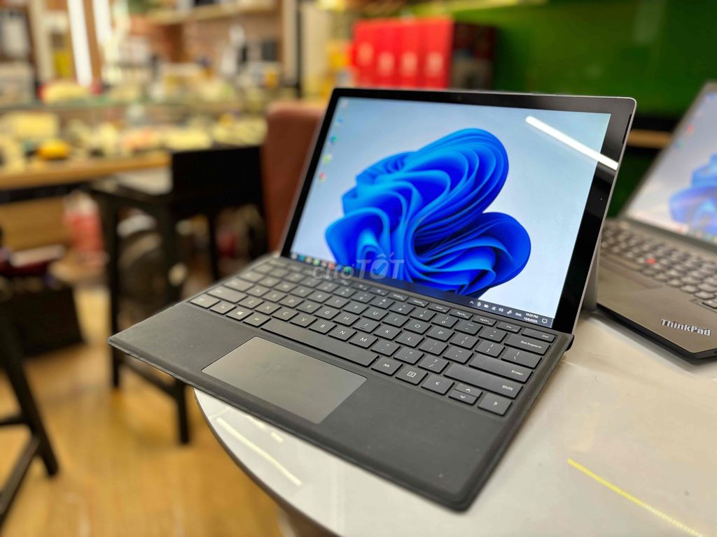 💥💥 Surface Pro 7 likenew có trả góp 0 đồng. Mua bán Laptop tại Quận Hải Châu Đà Nẵng được đăng bởi LinhNguyenMedia IIO Nguyễn Hữu Thọ XV năm I địa chỉ  hình 1