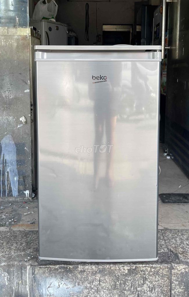 Tủ lạnh Beko 90 lít lạnh êm tiết kiệm🖤