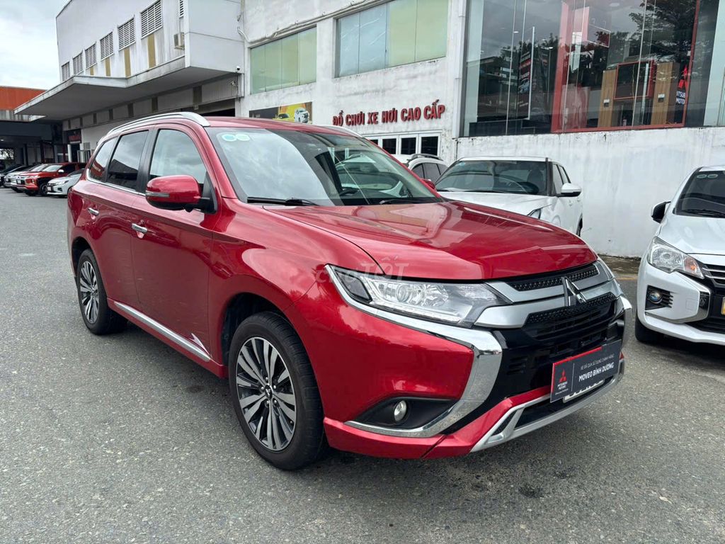 Mitsubishi Outlander CVT 2022 - Xe Cá Nhân. Mua bán Ô tô tại Thành phố Thủ Dầu Một Bình Dương được đăng bởi Quang Thế hình 2