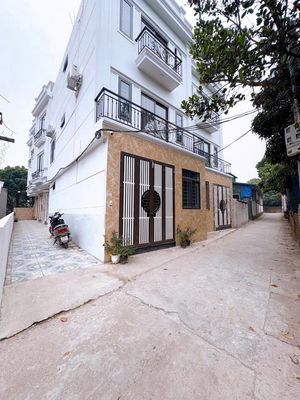 *** 41m X 3T ở ngay.Ngõ Ôtô ghé cửa,300m ra CHỢ,đi ĐH PHENIKA 10P. Mua bán nhà ở tại Huyện Quốc Oai Hà Nội được đăng bởi Hoàng thổ