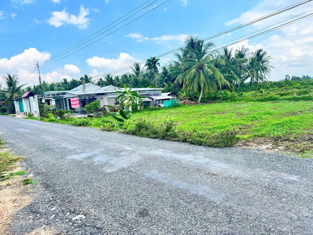 Bán đất 150m2 Vĩnh Long view sông 290tr