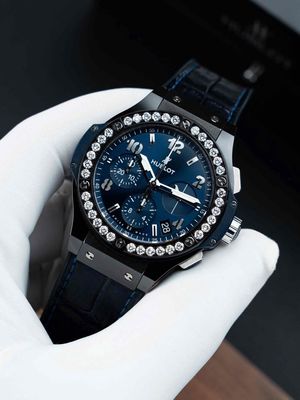đồng hồ hublot. Mua bán Đồng hồ tại Quận 1 Tp Hồ Chí Minh được đăng bởi Trịnh bá nghĩa 