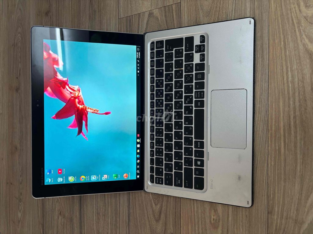 Laptop HP cảm ứng