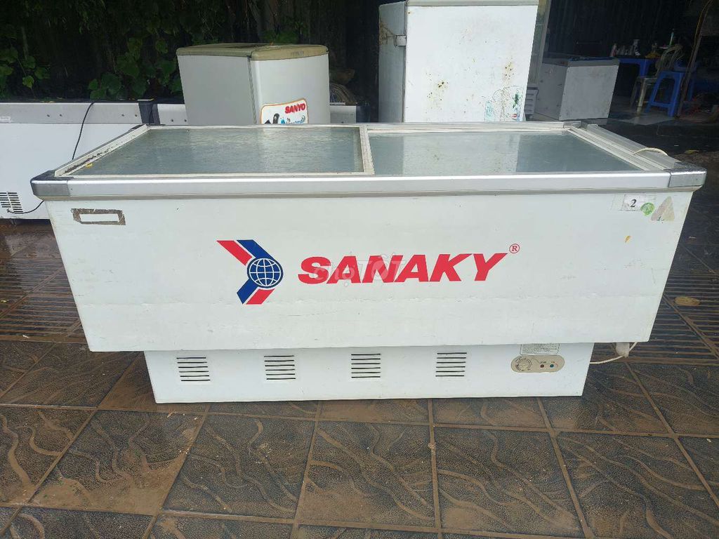 Tủ đông Sanaky 800L mặt kính trưng bày thực phẩm. Mua bán Tủ lạnh tại Quận Bắc Từ Liêm Hà Nội được đăng bởi điện máy Nguyễn Thanh hình 1