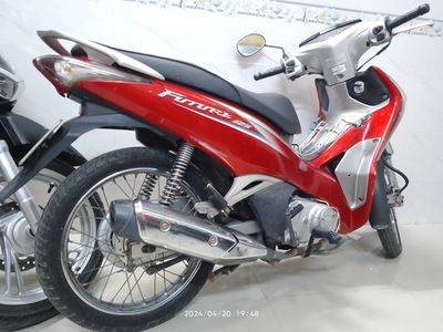 Future 125cc 2013 trắng đỏ