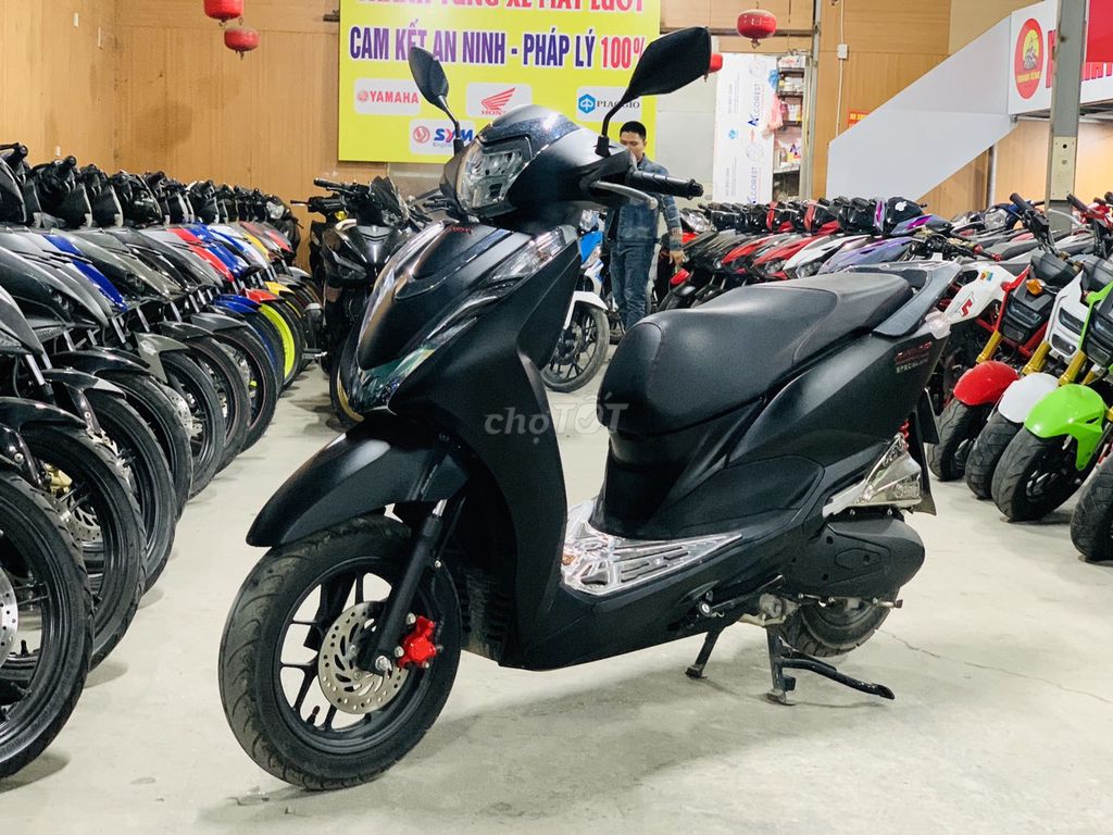 XEMÁYTHANHTÙNG_LEAD 125 ĐEN NHÁM 4VAL ĐÈN LED 2024. Mua bán Xe máy tại Quận Nam Từ Liêm Hà Nội được đăng bởi THANH TÙNG hình 1