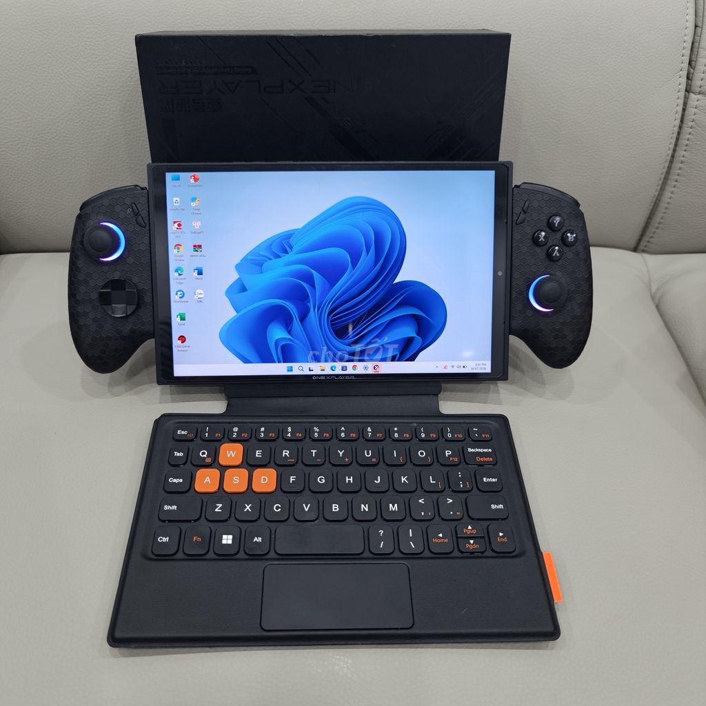 OneXPlayer X1 Mini Ryzen 7 8840U 32GB/1TB. Mua bán Laptop tại Huyện Thanh Trì Hà Nội được đăng bởi Phạm Minh Phương hình 1