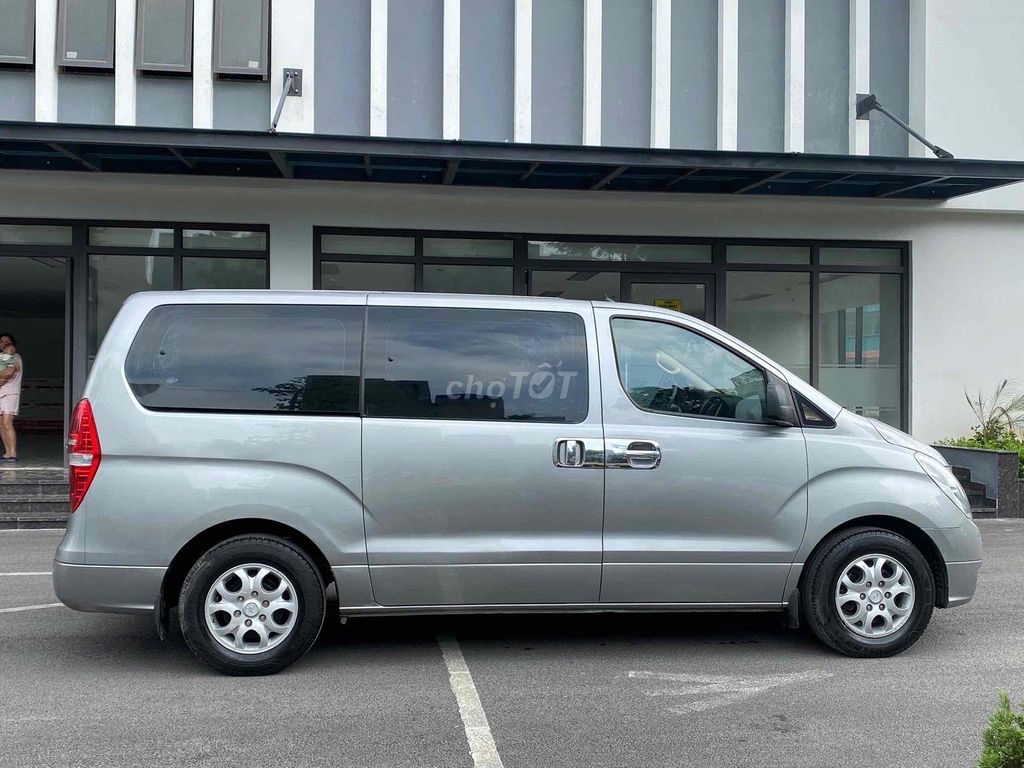 Hyundai Grand Starex 2014 - 9 chỗ. Mua bán Ô tô tại Quận Hà Đông Hà Nội được đăng bởi Hiệp Xoăn Hà Đông hình 14