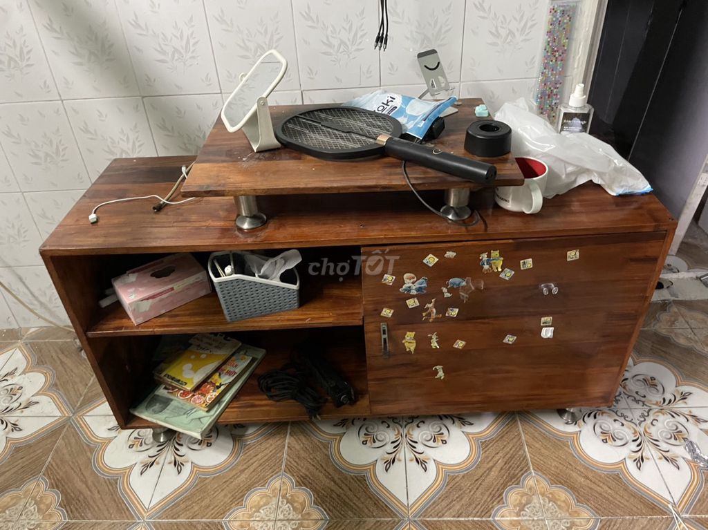 Kệ Tivi Gỗ Nâu 120x60x60 cm. Mua bán Tủ, kệ gia đình tại Quận Bình Thạnh Tp Hồ Chí Minh được đăng bởi Thạnh hình 1