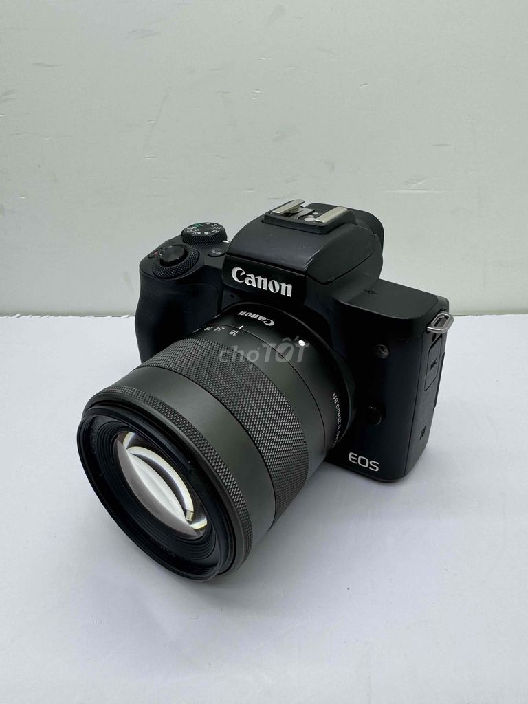 Canon M50 + 18-55