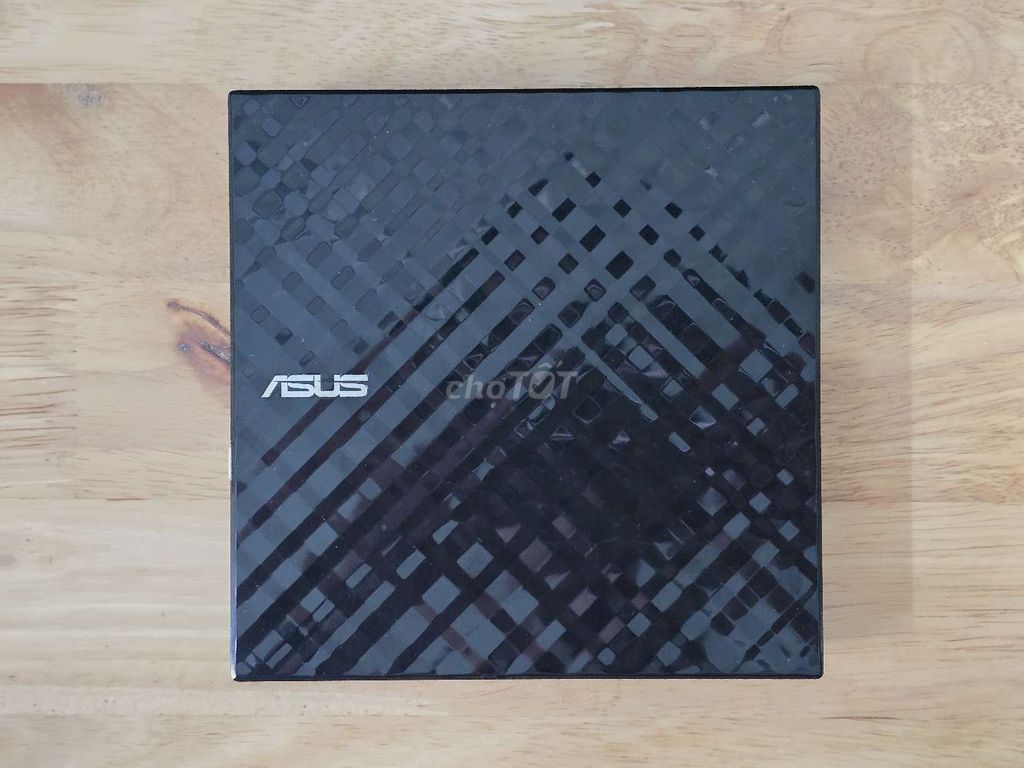 Ổ đĩa quang ASUS Đen USB chính hãng (QSD). Mua bán Phụ kiện (Màn hình, Chuột...) tại Thành phố Cao Lãnh Đồng Tháp được đăng bởi Hiếu Hào Hoa hình 1