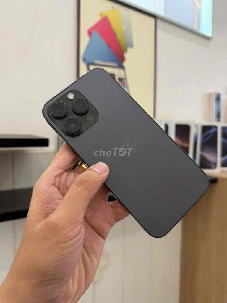 Apple iPhone 14 Pro Max 1TB Đen Đã sử dụng. Mua bán Điện thoại tại Thành phố Thuận An Bình Dương được đăng bởi Hoàng Phong hình 1