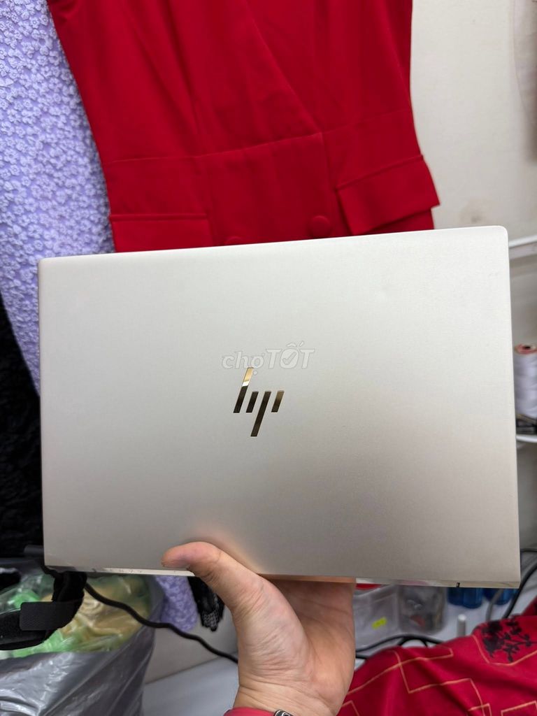 HP Envy 13 i5 Gen 8 4GB/500GB Vàng đồng 98%. Mua bán Laptop tại Quận 1 Tp Hồ Chí Minh được đăng bởi Hội Đồ Điện Tử hình 1