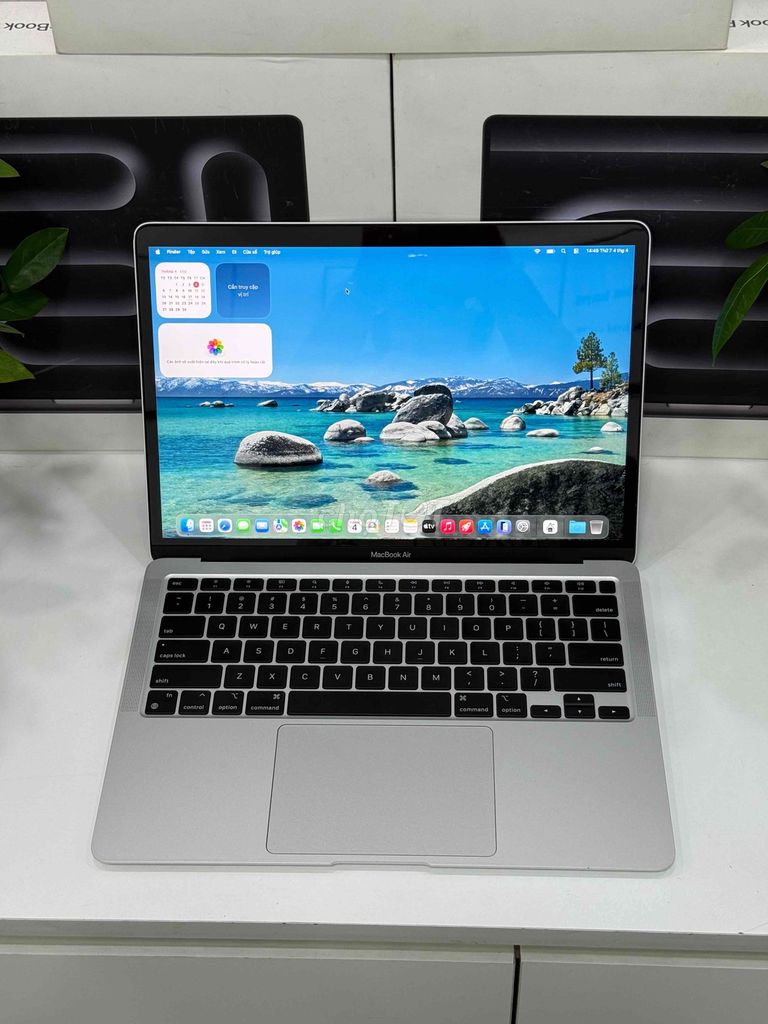 Macbook Air M1 13” 8/256GB chuẩn us, sạch, VN. Mua bán Laptop tại Quận 10 Tp Hồ Chí Minh được đăng bởi Nguyễn Thị Tố Quỳnh hình 1