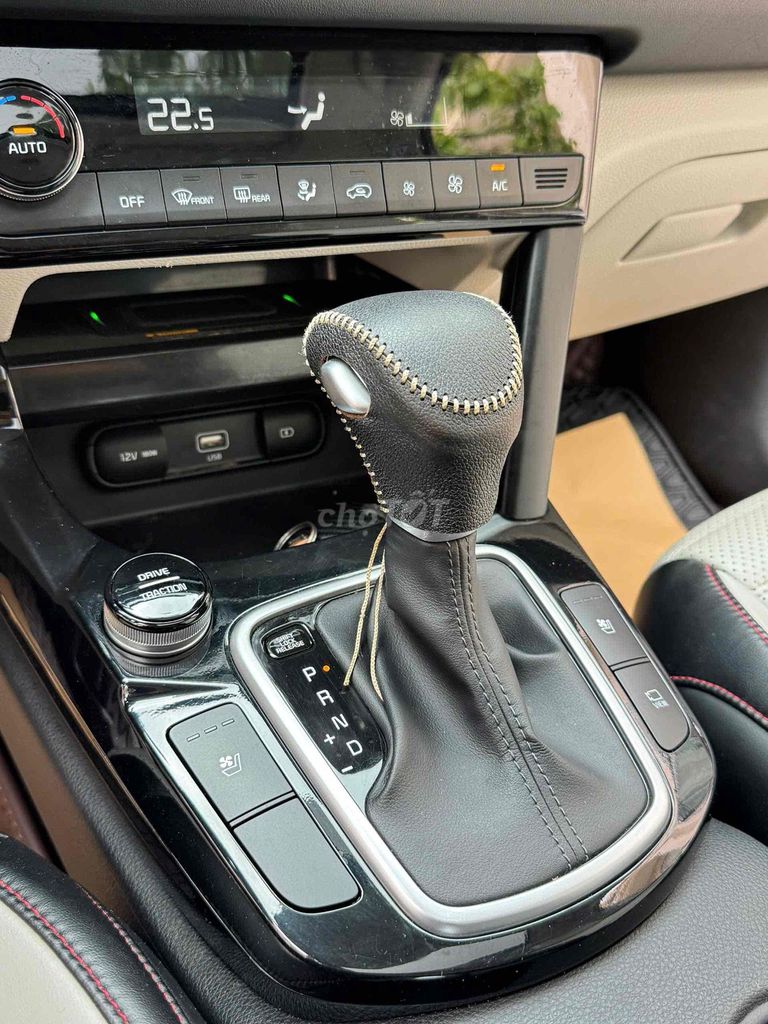 Kia Seltos 2020 1.4 Premium 13.000km Trắng. Mua bán Ô tô tại Thành phố Thủ Đức Tp Hồ Chí Minh được đăng bởi Thiện Hướng  hình 10