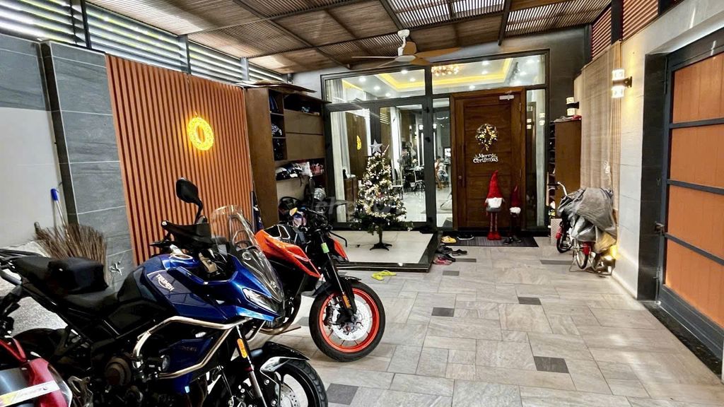 NHÀ PHỐ 4 TẦNG JAMONA CITY, Đ. ĐÀO TRÍ, P. PHÚ THUẬN, QUẬN 7 .