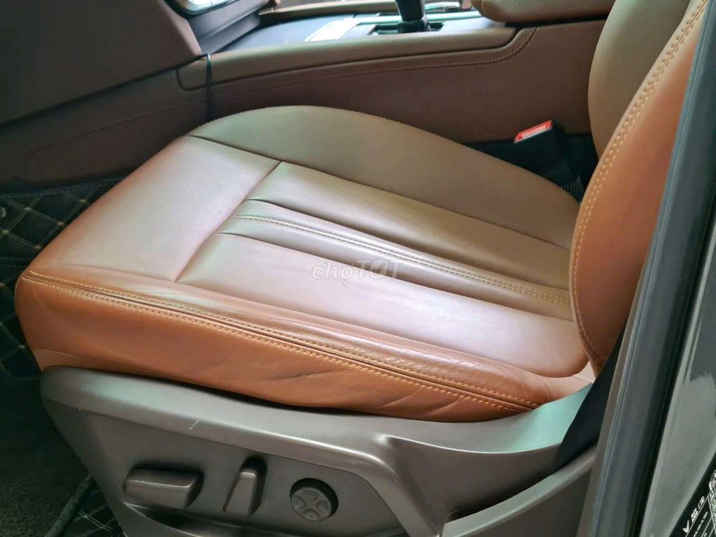 VINFAST LUX SA CAO CẤP 2019, 1 CHỦ TỪ ĐẦU.. Mua bán Ô tô tại Thành phố Thủ Đức Tp Hồ Chí Minh được đăng bởi Đức Hưng Siêu thị ô tô Thủ Đức hình 10
