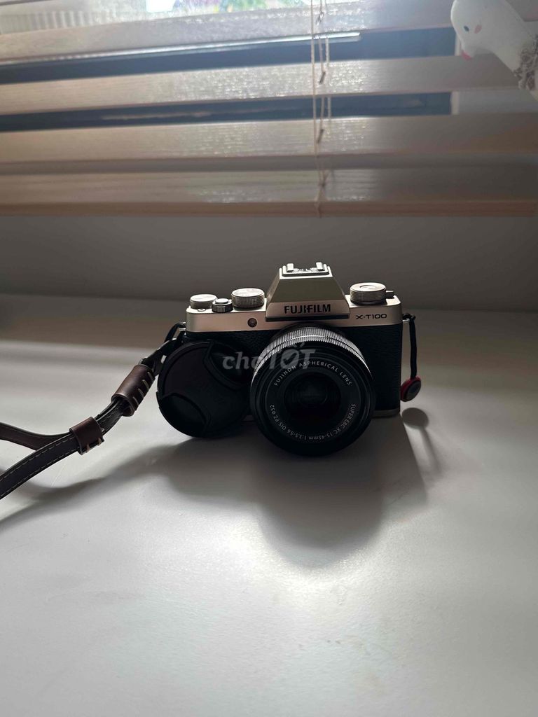 Máy ảnh Fujifilm X-T100 Bạc XC 15-45mm Như mới. Mua bán Máy ảnh, Máy quay tại Quận 4 Tp Hồ Chí Minh được đăng bởi A Long hình 1