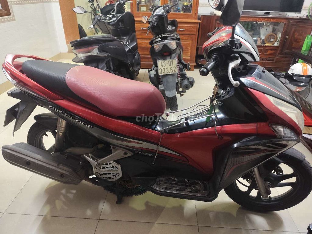 Honda Air Blade Sport 2012 Красно-черный