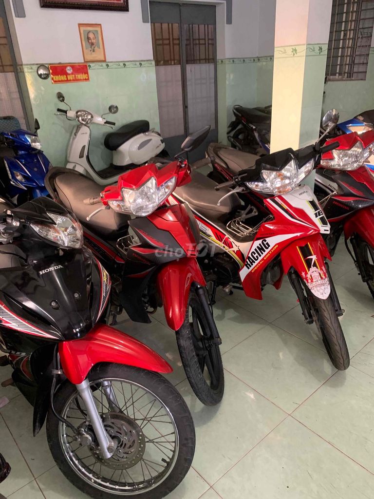 Honda Blade 2018 Đỏ trắng. Mua bán Xe máy tại Huyện Châu Thành Bến Tre được đăng bởi nguyen van trung hình 2