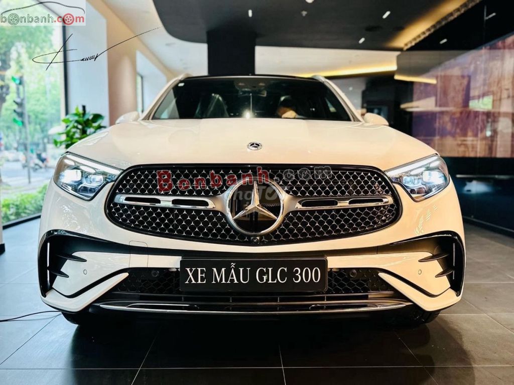Mercedes Benz GLC 300 4Matic 2025 - 2 Tỷ 339 Triệu. Mua bán Ô tô tại Quận Long Biên Hà Nội được đăng bởi Nguyễn Văn Chung hình 1