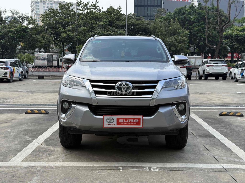 Toyota Fortuner 2019 - Máy Xăng - 1 Cầu - Tại Hãng. Mua bán Ô tô tại Quận Bình Thạnh Tp Hồ Chí Minh được đăng bởi Công Sang hình 2