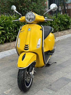 Piaggio Primavera iGet ABS 2022 chạy mấy nghìn km. Mua bán Xe máy tại Quận Đống Đa Hà Nội được đăng bởi Xe Máy Vượng Trung hình 1