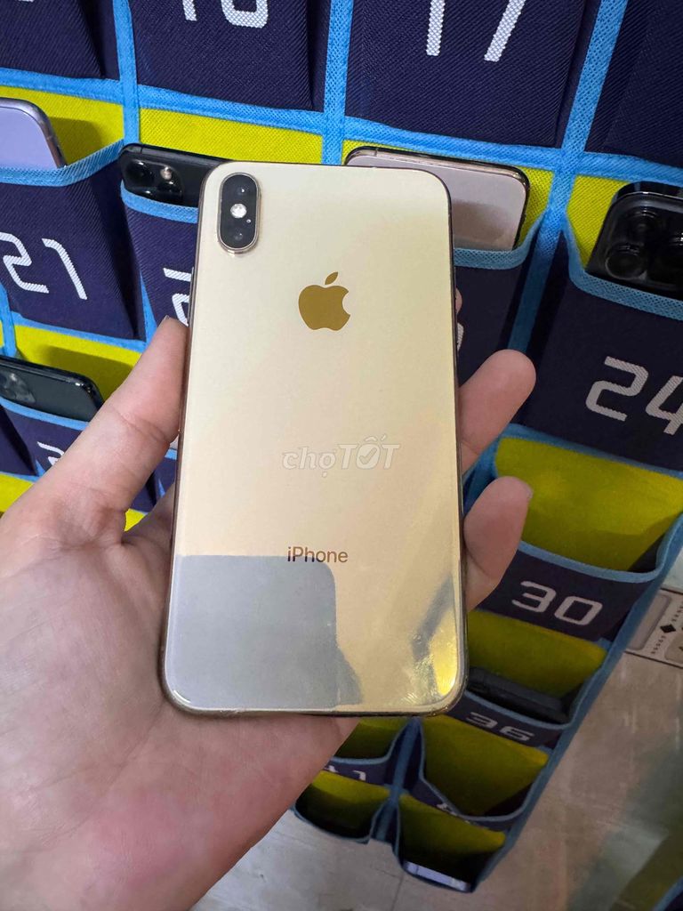 Apple iPhone Xs 64GB Vàng iOS 16.3.1 màn thay. Mua bán Điện thoại tại Quận 4 Tp Hồ Chí Minh được đăng bởi Phan Pha hình 1