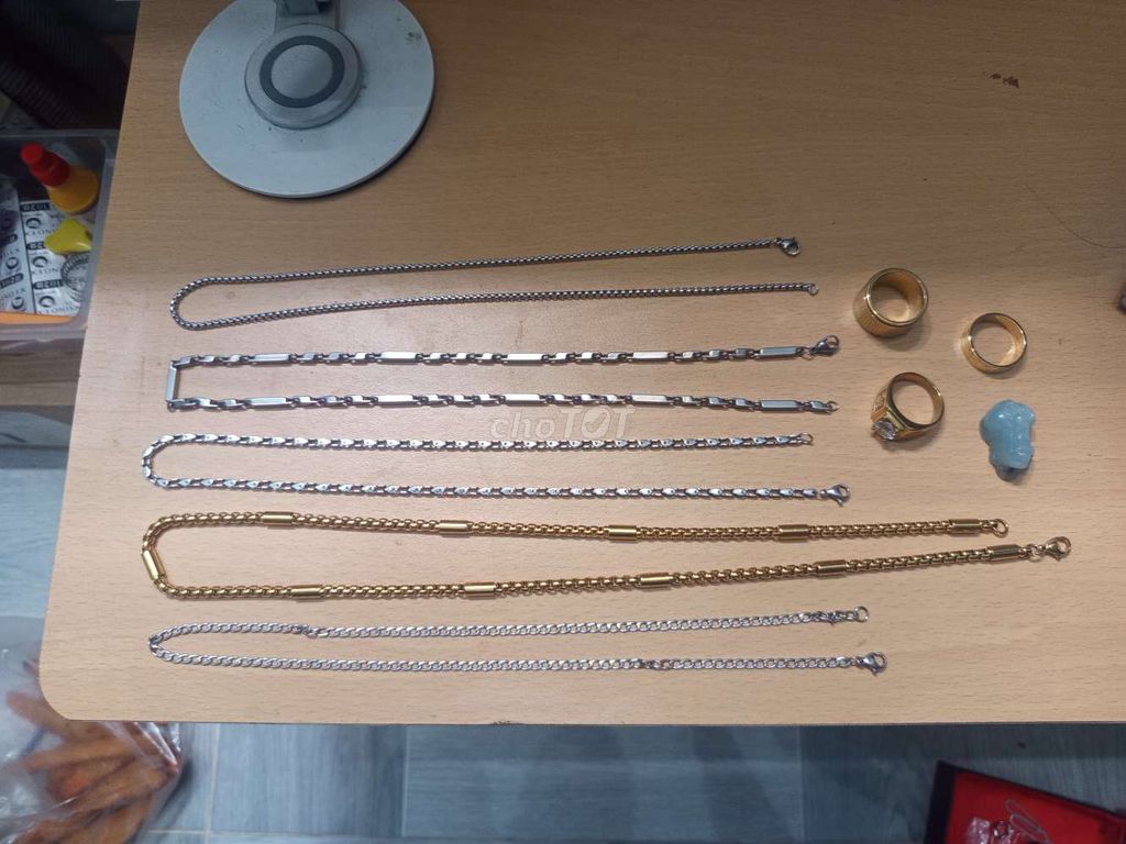 Dây chuyền Titan Vàng. Mua bán Phụ kiện thời trang khác tại Quận Bình Thuỷ Cần Thơ được đăng bởi gia huy hình 1