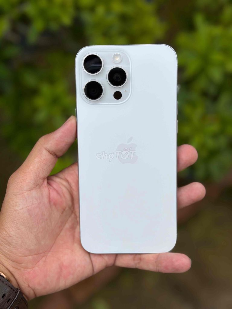Apple iPhone 16 Pro Max 256GB Trắng Mỹ. Mua bán Điện thoại tại Thành phố Đà Lạt Lâm Đồng được đăng bởi Dương Thư hình 1