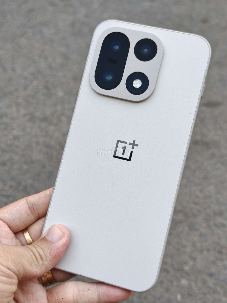 OnePlus 15 256GB vàng cát có ship cod. Mua bán Điện thoại tại Quận Bình Tân Tp Hồ Chí Minh được đăng bởi Anh Rin hình 1