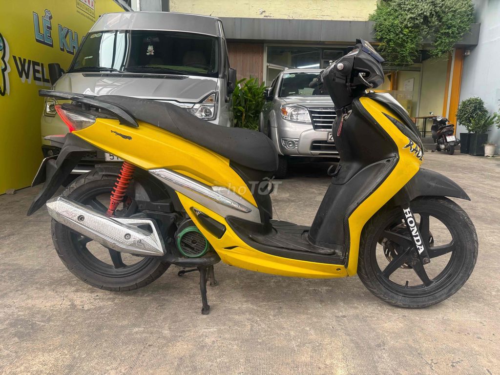 attila Elizabet sym shark 125 Fi trao đổi cà thẻ. Mua bán Xe máy tại Quận Tân Bình Tp Hồ Chí Minh được đăng bởi Tuấn Phụng hình 6