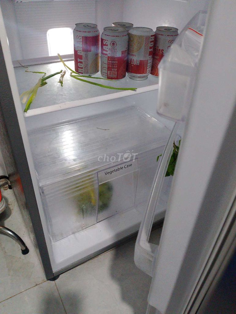 Tủ lạnh panasonic 170l còn đang sử dụg