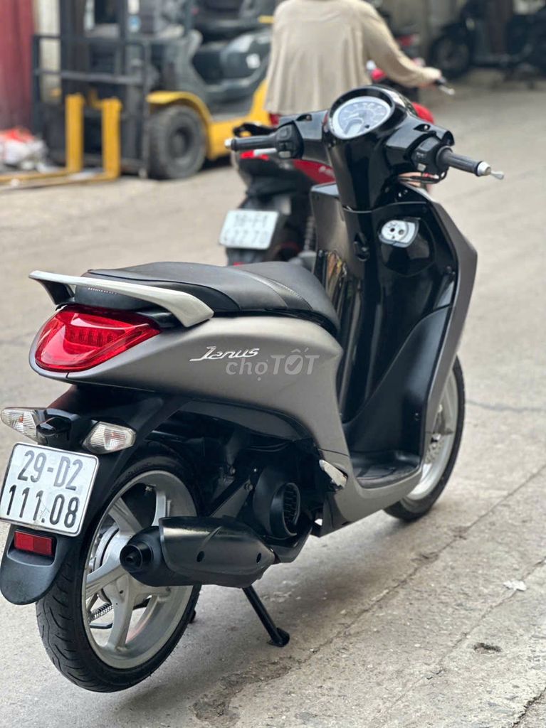 Cần bán Janus biển Hn cực mới rất đẹp. Mua bán Xe máy tại Quận Nam Từ Liêm Hà Nội được đăng bởi E Hằng hình 2