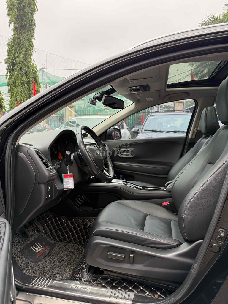 honda HRV 1.8 lit 2028 nhập khẩu thái lan. Mua bán Ô tô tại Quận Long Biên Hà Nội được đăng bởi Le hao hình 8