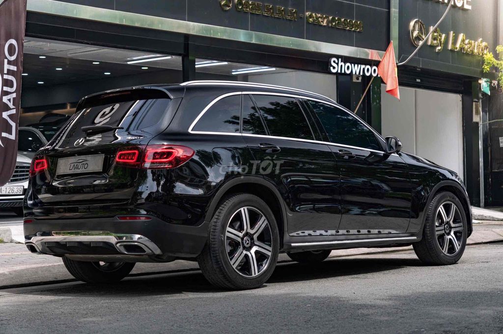 LONG ANH AUTO về Mercedes GLC200 4Matic model 2021. Mua bán Ô tô tại Quận 7 Tp Hồ Chí Minh được đăng bởi LongAnh AuTo  hình 17